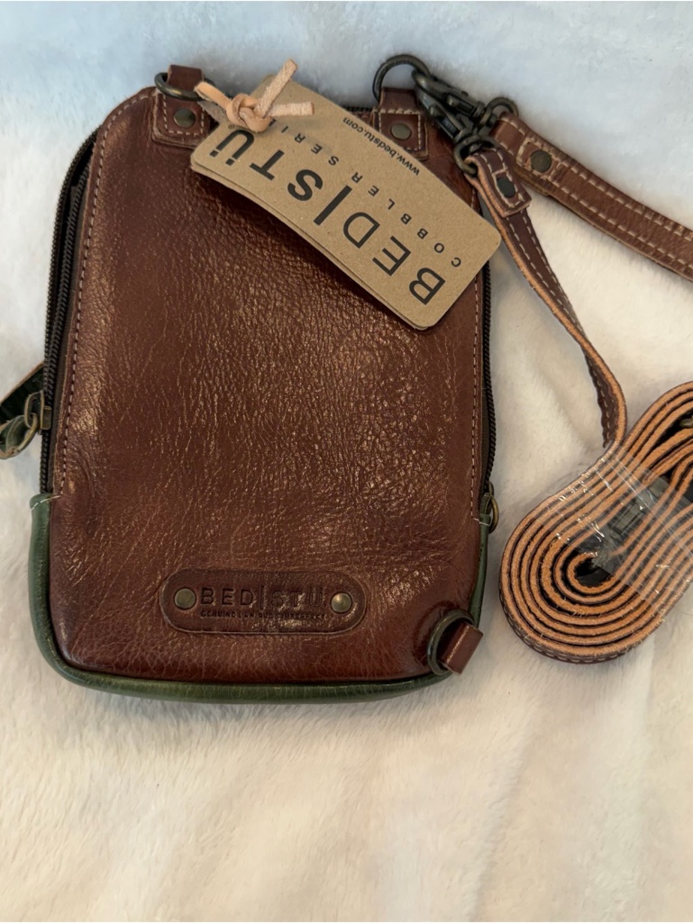 Bed Stu Alelike Crossbody Phone Bag - Picture 4 of 4